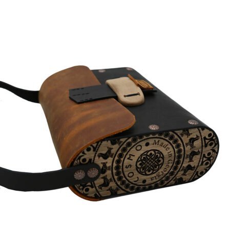 ტყავის და ხის ჩანთა