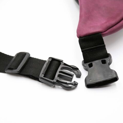 ტიტე წელჩანთა ტყავის