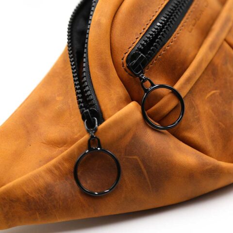 ტიტე წელჩანთა ტყავის